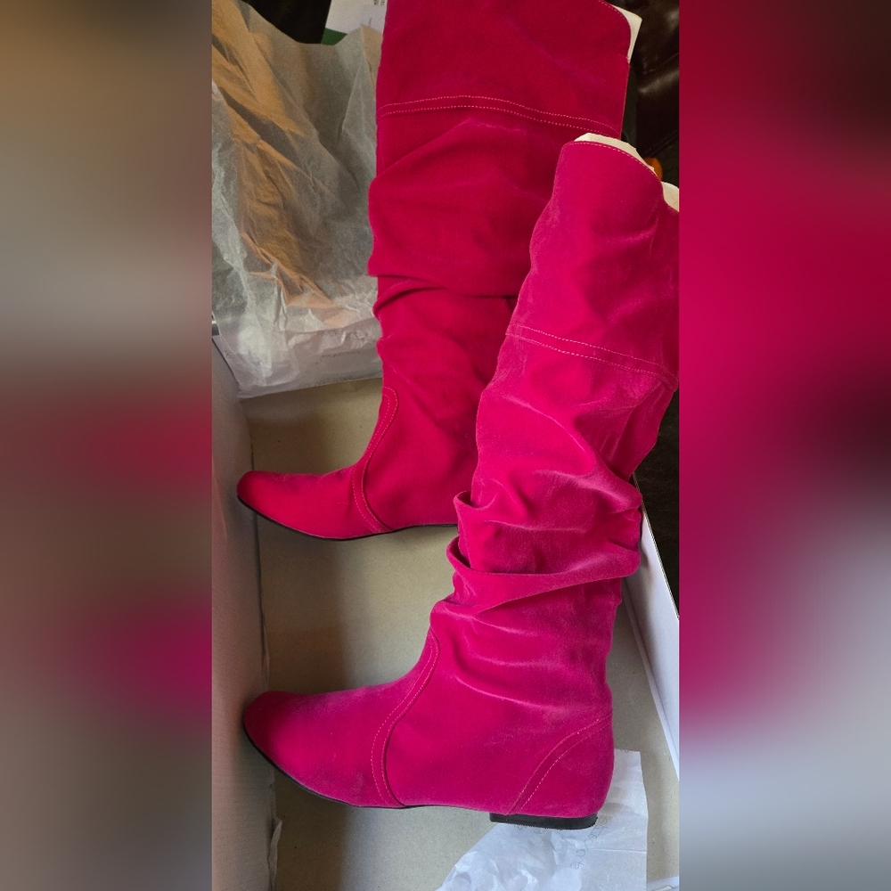 HOST PICK 🎉🎊 Shoe Dazzle NIB women's Pink Suede Boots sz8 - Picture 2 of 12